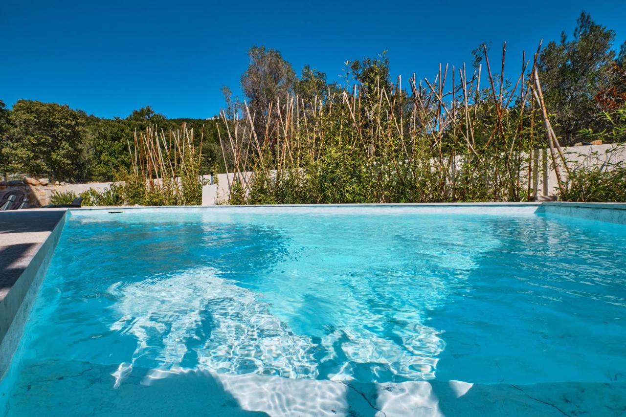 Meacres Sun Villa Miholascica Buitenkant foto