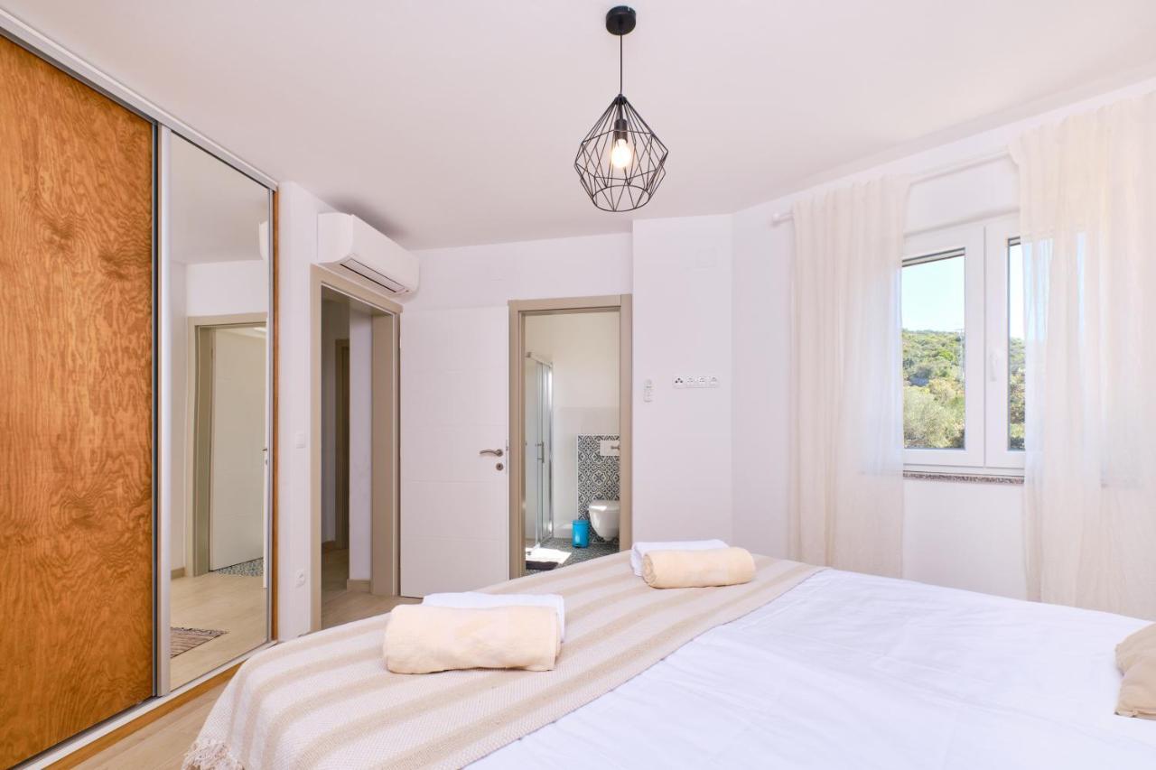 Meacres Sun Villa Miholascica Buitenkant foto
